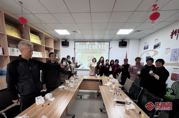 情——柳河社区开展沙画香薰蜡烛DIY活动